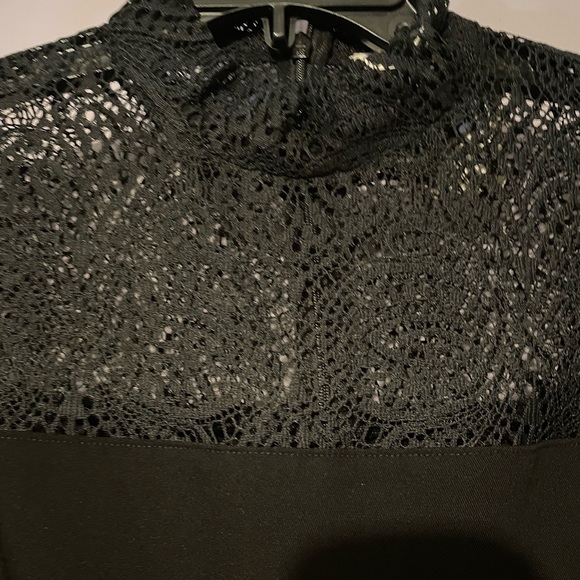 🪭MAJE LACE LIL BLACK ROMPER🪭 - Picture 2 of 8